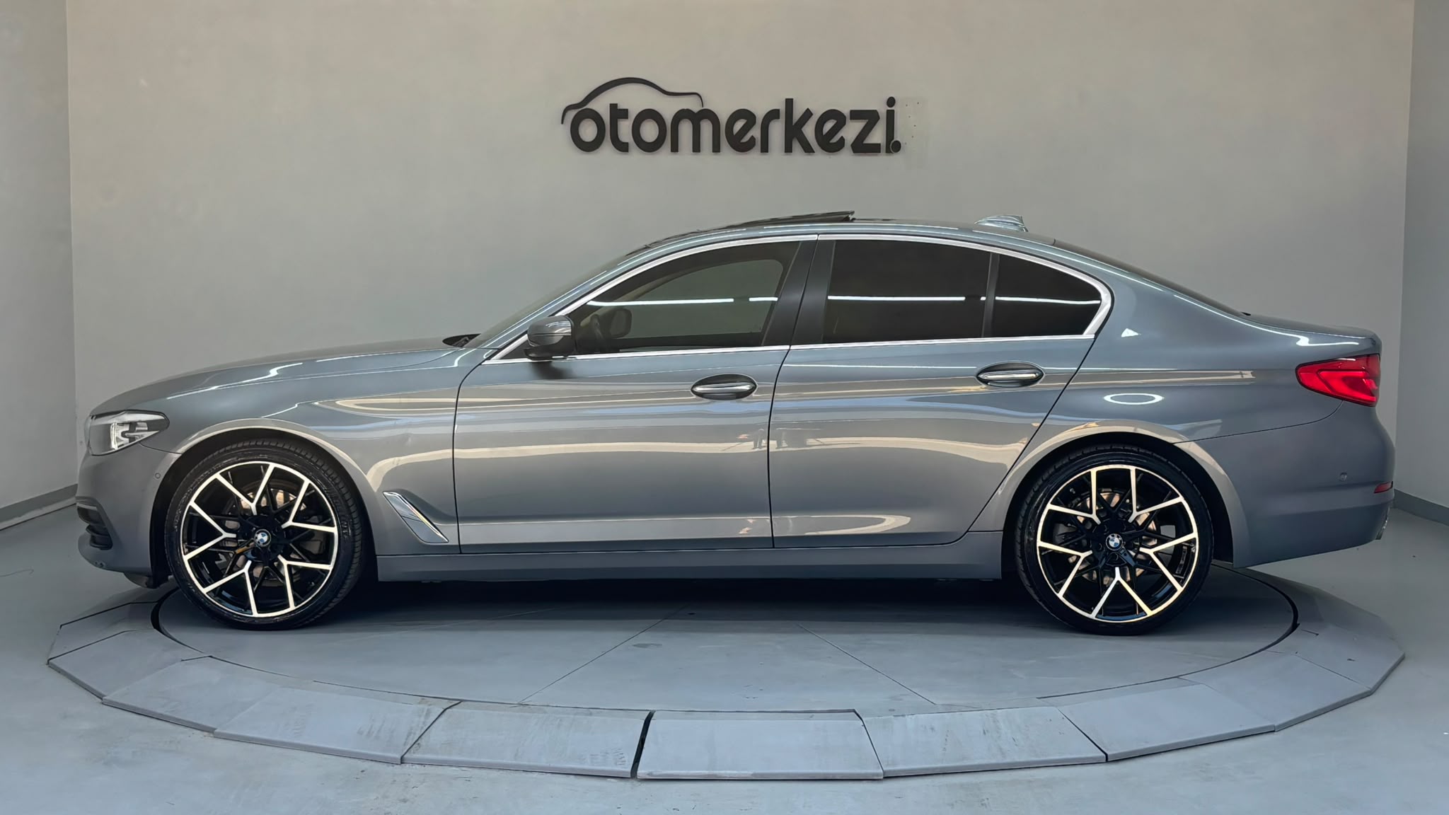 BMW 520i 6